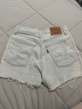 Levi's Pale Blue Frayed Hem Denim High Rise Shorts size 26